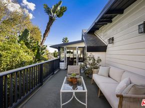 2004 La Brea Terrace, Los Angeles CA 90046