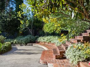 2004 La Brea Terrace, Los Angeles CA 90046