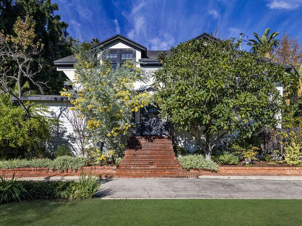 2004 La Brea Terrace, Los Angeles CA 90046