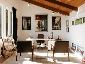 2669 Larmar Road, Los Angeles CA 90068