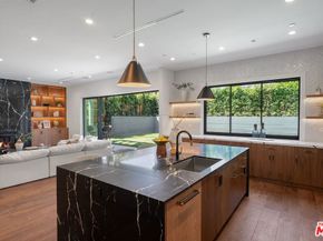 8025 Stewart Avenue, Los Angeles CA 90045