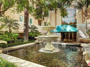 11500 San Vicente Boulevard 221, Los Angeles CA 90049