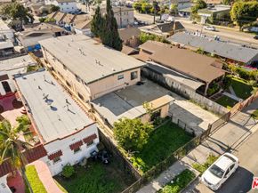 732 W 76th Street, Los Angeles CA 90044