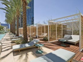 877 Francisco Street 827, Los Angeles CA 90017