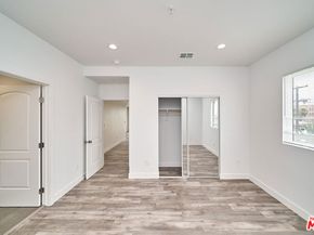 603 W 41st Place, Los Angeles CA 90037