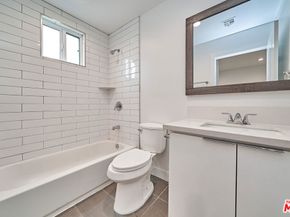 603 W 41st Place, Los Angeles CA 90037