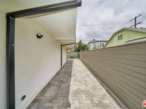 603 W 41st Place, Los Angeles CA 90037