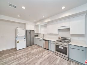 603 W 41st Place, Los Angeles CA 90037