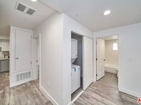 603 W 41st Place, Los Angeles CA 90037