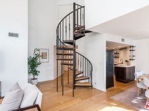 435 Arnaz Drive 304, Los Angeles CA 90048