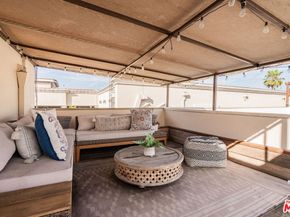 435 Arnaz Drive 304, Los Angeles CA 90048