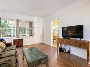 8535 Walnut Drive, Los Angeles CA 90046