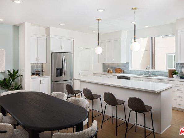 1699 Coral Sea Lane, Los Angeles CA 90732