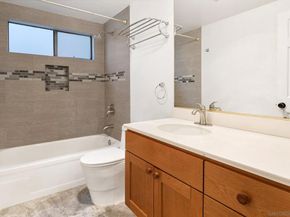 8860 Villa La Jolla Drive 217, La Jolla CA 92037