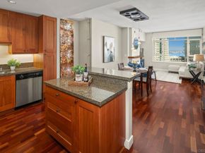 700 W Harbor 1506, San Diego CA 92101