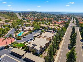 3110 Sello Ln 70, Carlsbad CA 92009