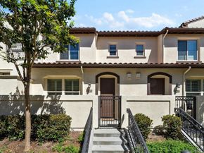 1758 Fairlead Ave, Carlsbad CA 92011