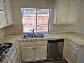 7505 Bannister Ln, San Diego CA 92126