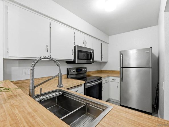 8019 Caminito De Pizza B, San Diego CA 92108