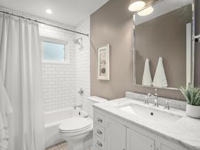 420 1st St, Coronado CA 92118