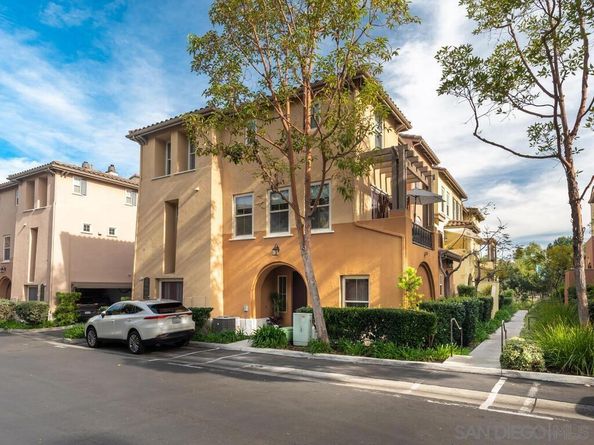 2684 Escala Circle, San Diego CA 92108