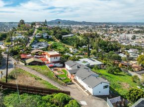 1192 Merritt Dr, El Cajon CA 92020