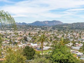 1192 Merritt Dr, El Cajon CA 92020