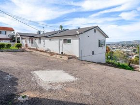 1192 Merritt Dr, El Cajon CA 92020