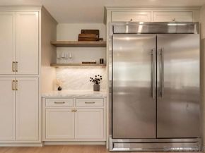 8390 Cliffridge Ln, La Jolla CA 92037