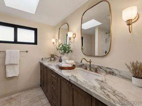 8390 Cliffridge Ln, La Jolla CA 92037