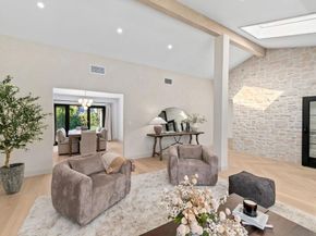 8390 Cliffridge Ln, La Jolla CA 92037