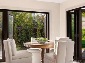 8390 Cliffridge Ln, La Jolla CA 92037