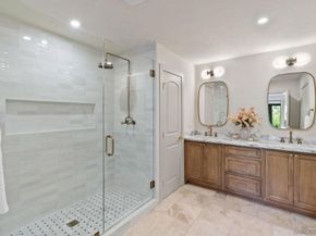 8390 Cliffridge Ln, La Jolla CA 92037