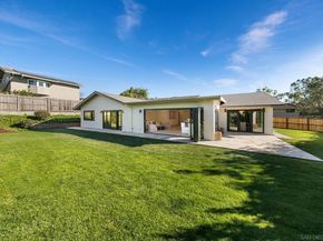 8390 Cliffridge Ln, La Jolla CA 92037