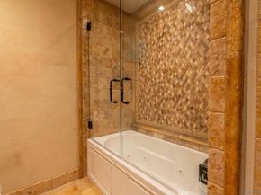 175 Maple Ave 4, Carlsbad CA 92008