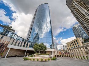 888 W E 2405, San Diego CA 92101