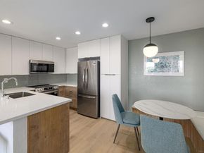 3020 Cowley Way 208, San Diego CA 92117