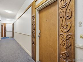 8324 Regents Rd 2E, San Diego CA 92122