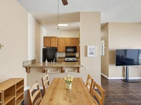 8324 Regents Rd 2E, San Diego CA 92122
