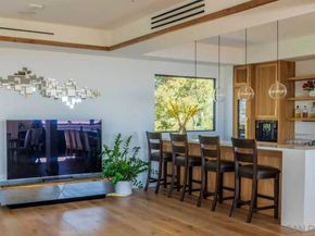 8433 Prestwick Dr, La Jolla CA 92037