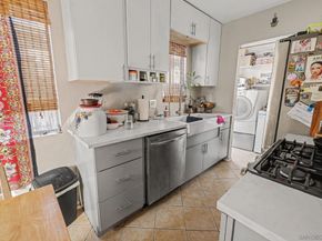 1109 Grand, San Diego CA 92109