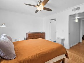 3940 Dove Street 101, San Diego CA 92103