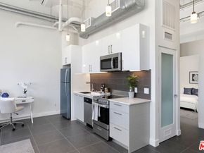 939 S Broadway M06, Los Angeles CA 90015