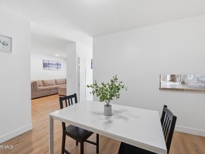 29633 Strawberry Hill Drive, Agoura Hills CA 91301