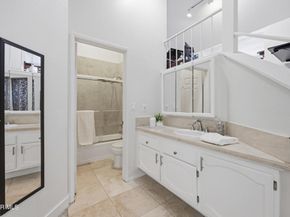 29633 Strawberry Hill Drive, Agoura Hills CA 91301