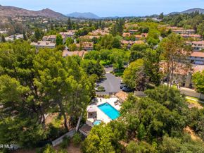29633 Strawberry Hill Drive, Agoura Hills CA 91301