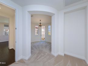 25480 Prado De Oro, Calabasas CA 91302