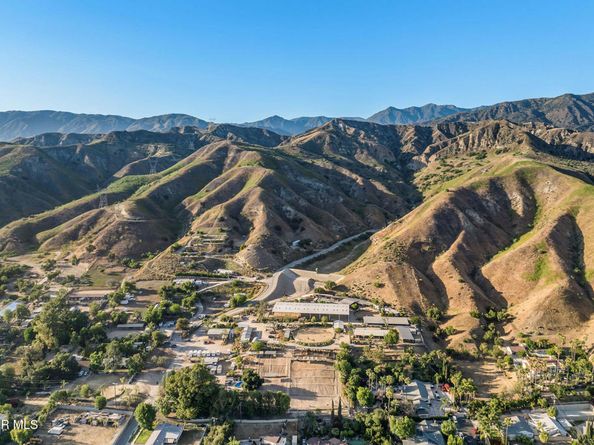 11270 Dominica Avenue, Lakeview Terrace CA 91342