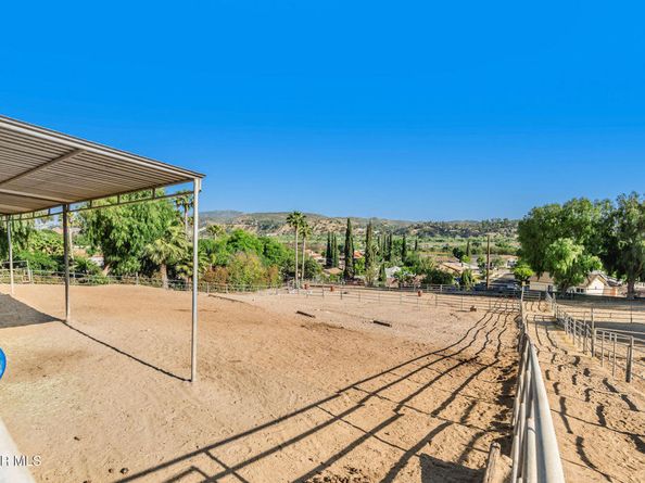 11270 Dominica Avenue, Lakeview Terrace CA 91342