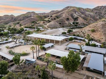 11270 Dominica Avenue